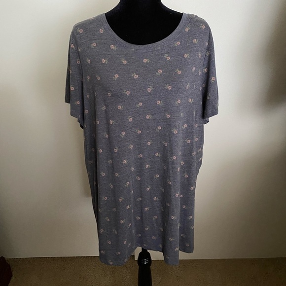 torrid Tops - Torrid size 3 T-shirt